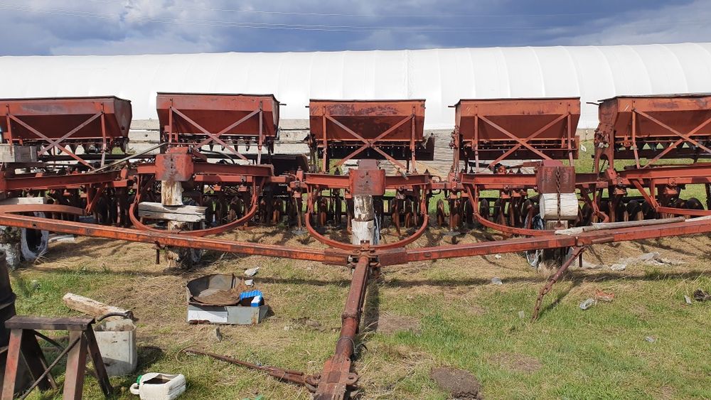 Продам сеялки СЗС