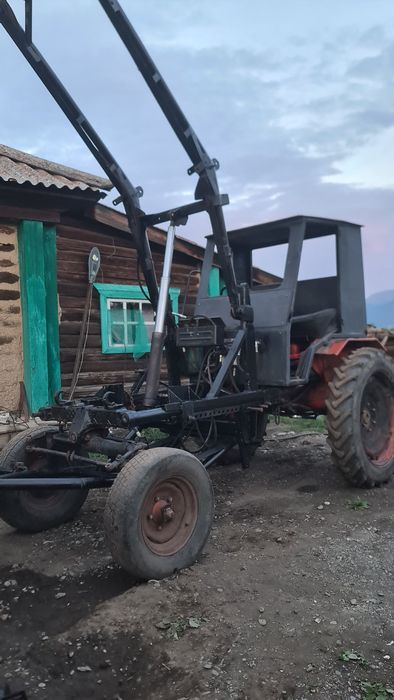 Продам трактор  т16