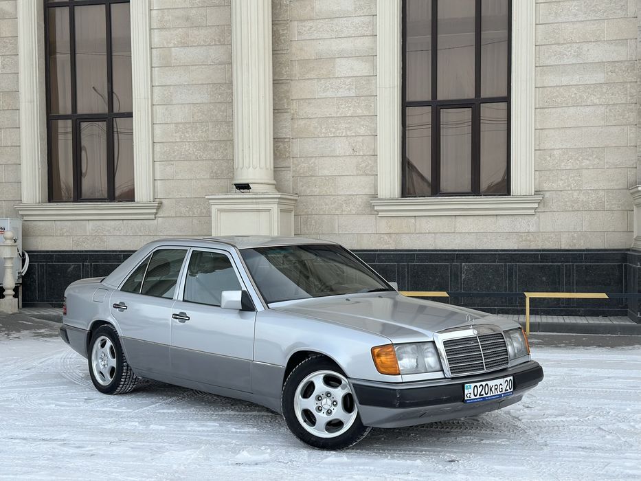 Мерседес 124 Е230