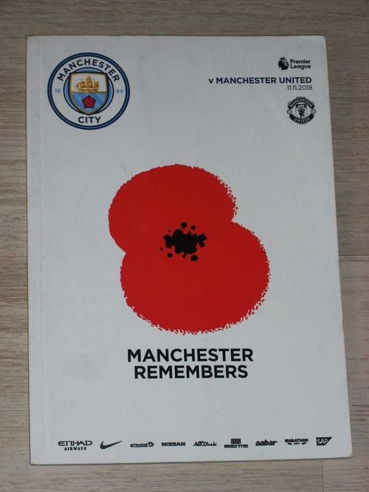 Манчестър Сити оригинални английски футболни програми 2012, 2013, 2018