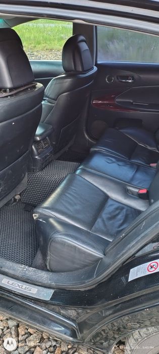 Продам lexus GS300