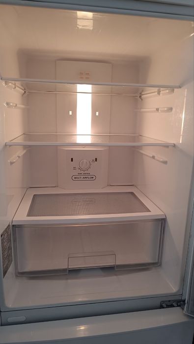 Холодильник бу LG