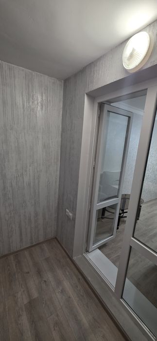 Продам двух комнатную квартиру