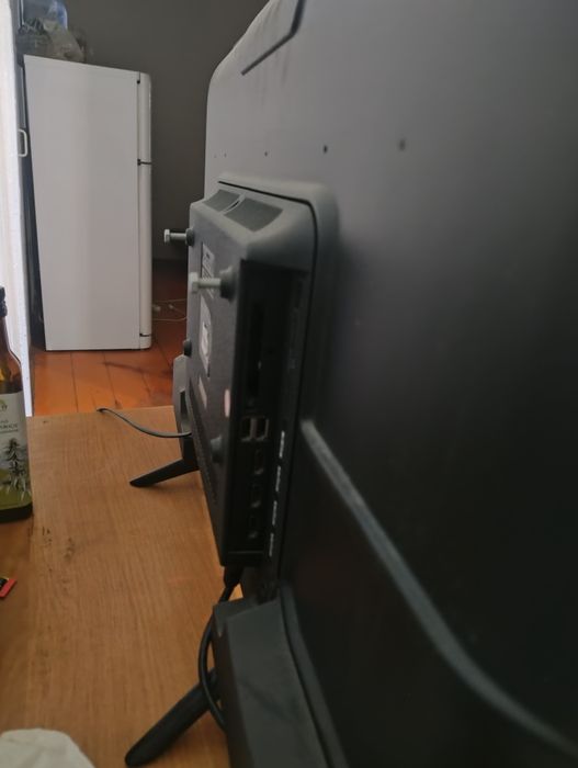 Продам телевизор