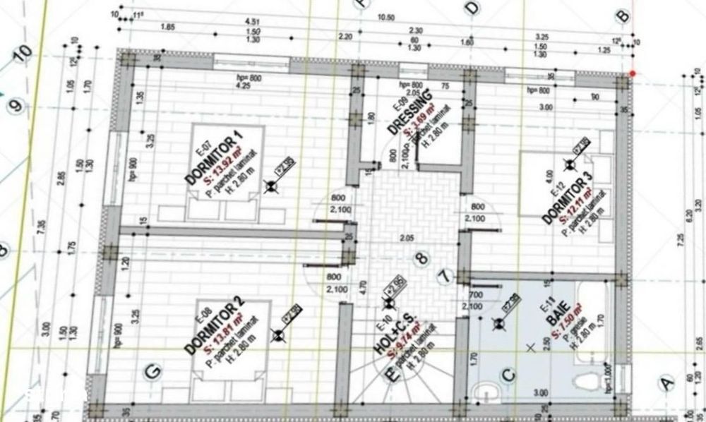 Casa cu teren de 420 mp, 5 camere, 2 băi - Zona linistita