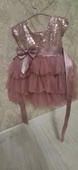 Платье на девочку 1-1,5 годика