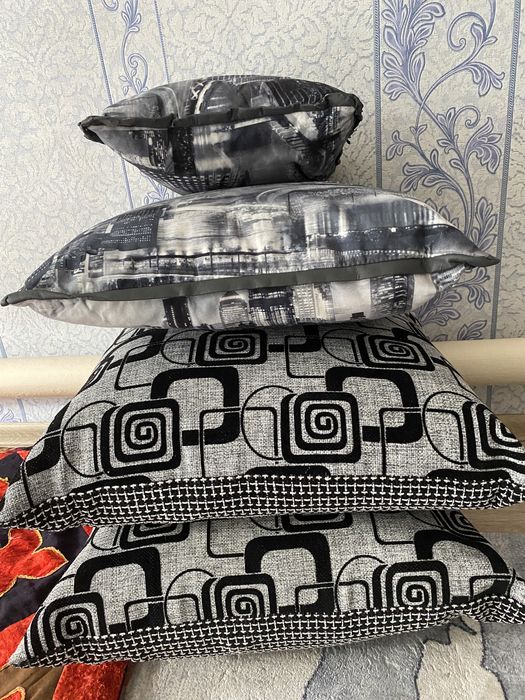 Продам подушки.В хорошем  состояний