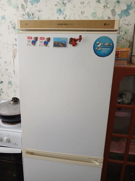 Продам холодильник б/у