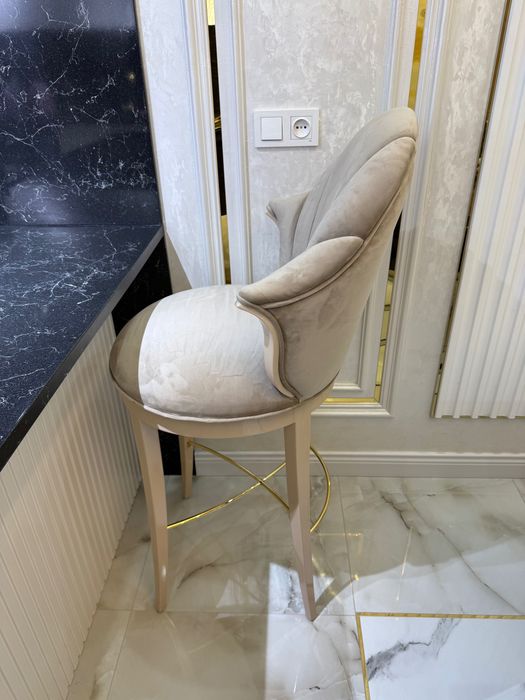 Turkiyaning Zebrano brendining ikkita barni stuli