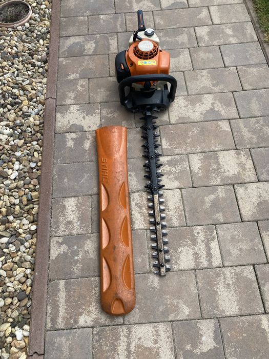 Motofoarfeca - foarfeca Stihl HS 81 T pe benzina