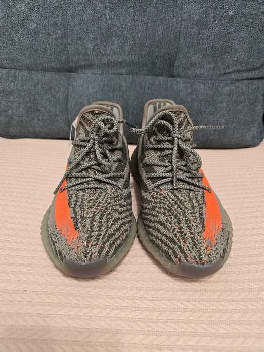Adidasi Yeezy Boost 350 V2 Carbon (Livrare cu verificare)