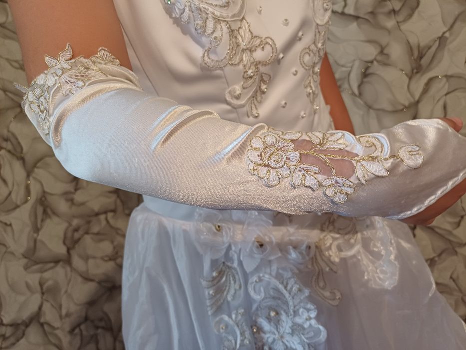 Свадебные платья