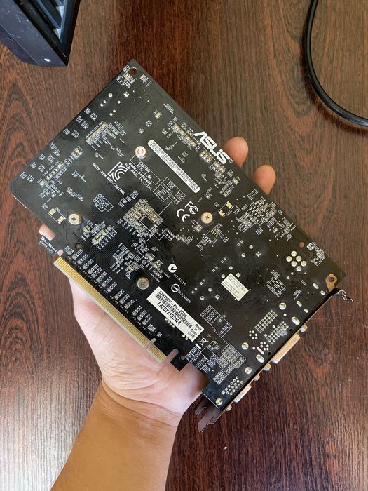 Продам видеокарту GTX 750ti