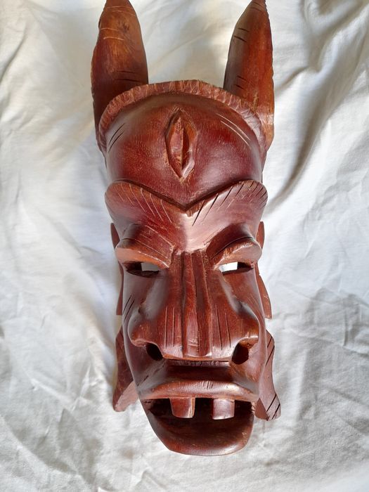 Африканска маска