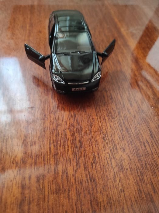 Продам мадельки Jentra Chevrolet