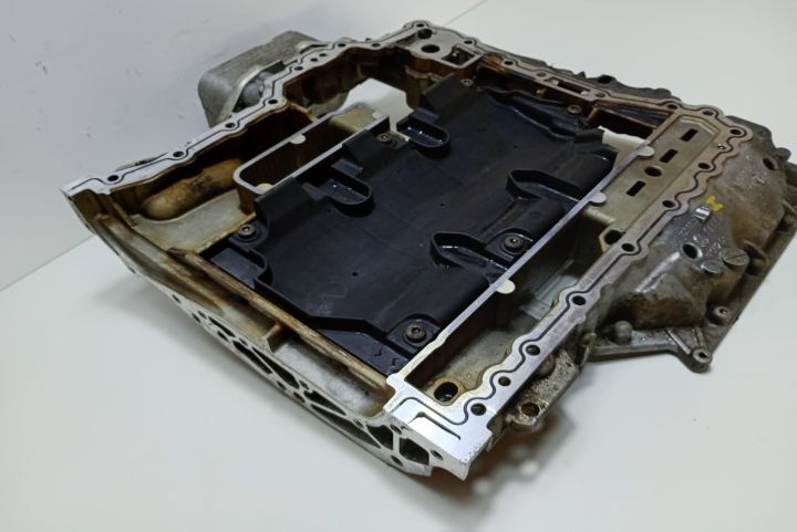 Baie ulei 3.2 fsi 06E103603P Audi A5 8T