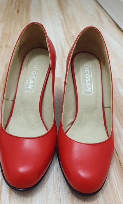 Pantofi piele Ficosan, Nr 35 și 36. Noi