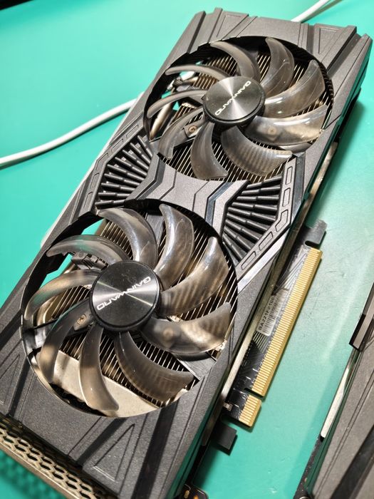 Видеокарта Palit RTX 2060 Super 8 гиг.