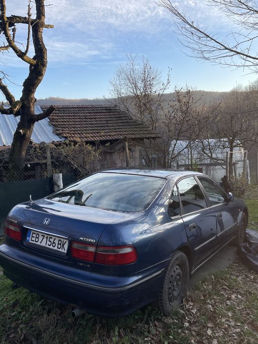 Honda Accord 1.8 iLS 115кс