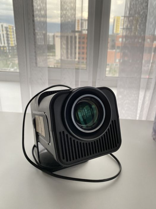 Продам Проектор в идеальном состоянии