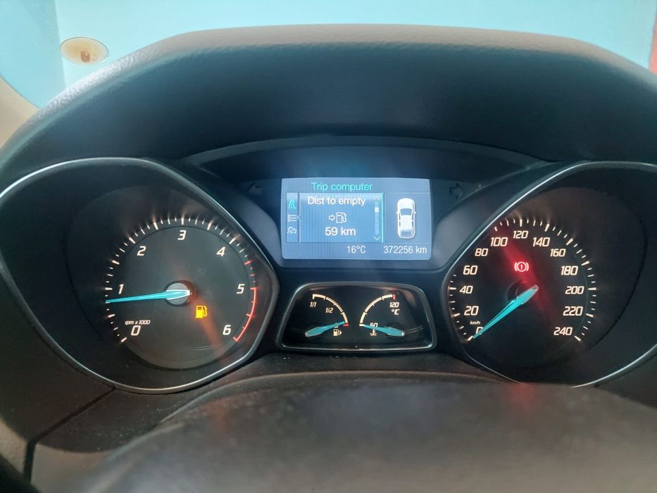 Dezmembrez Piese ford focus 1.6 E5 2012
