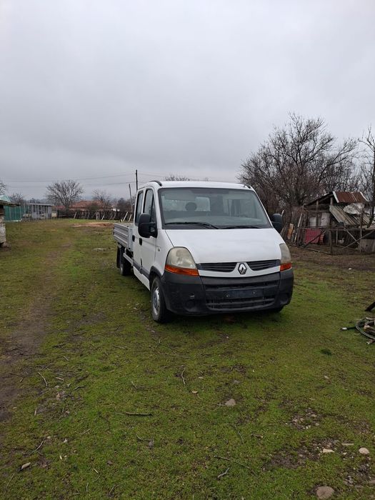 Vand Renault Master Doka 4400 euro,motor 2.5 Dci ,6 trepte ,dimensiuni