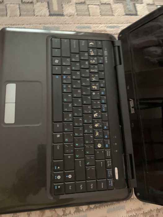 Ноутбук Asus win7