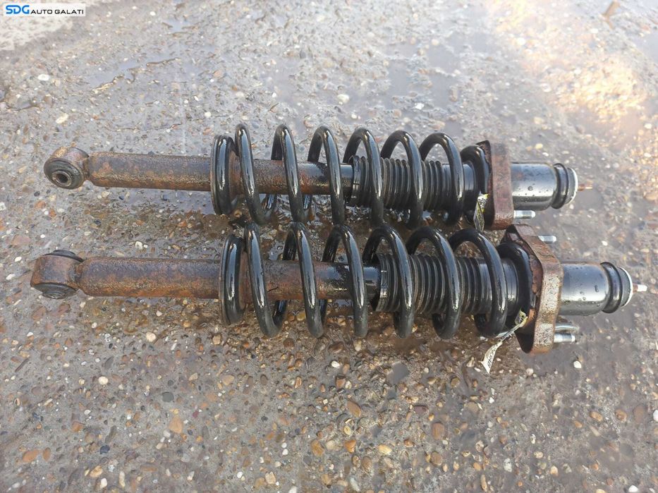 Amortizor Amortizoare Complet Complete cu Arc Arcuri Flansa Flanse Fiat Freemont 2008 - 2016 [L2396]