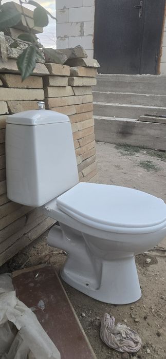 Унитаз для туалета