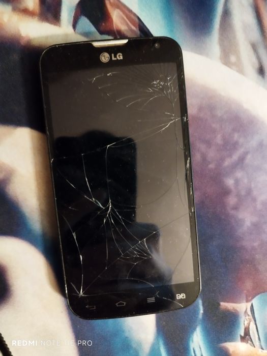 LG, модель L90 (D410)