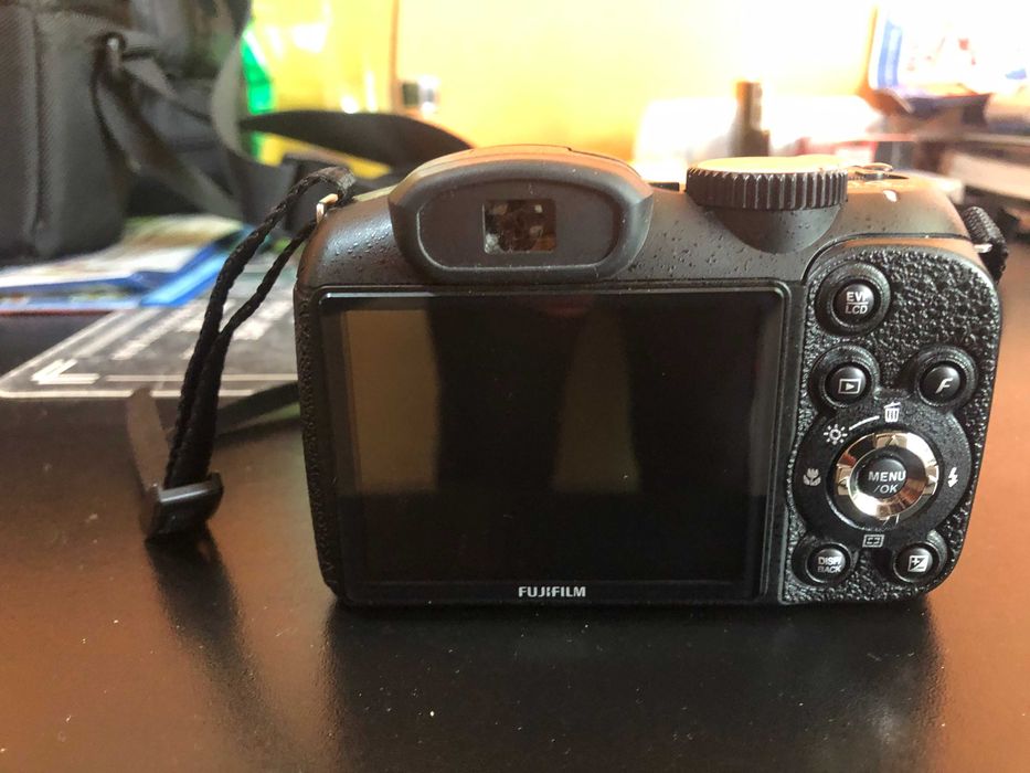 Fujifilm FinePix S2900 -Фотоапарат