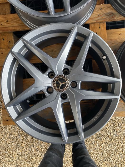 18 цола 5 х 112 мм Мерцедес C Класа , CLA , GLA , GLB , A , B , V Вито