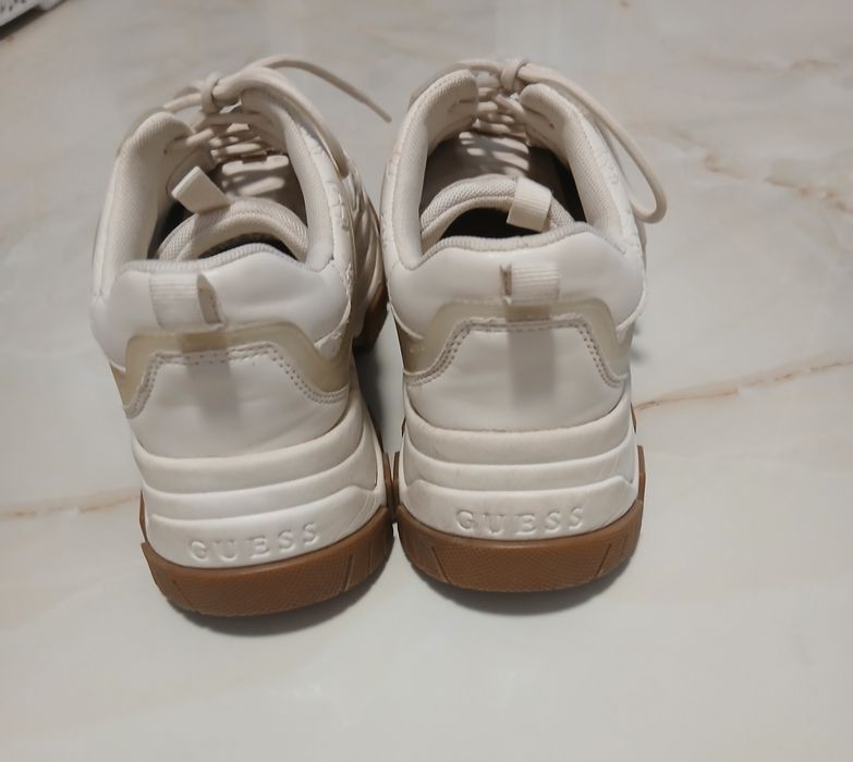 Guess маратонки 38