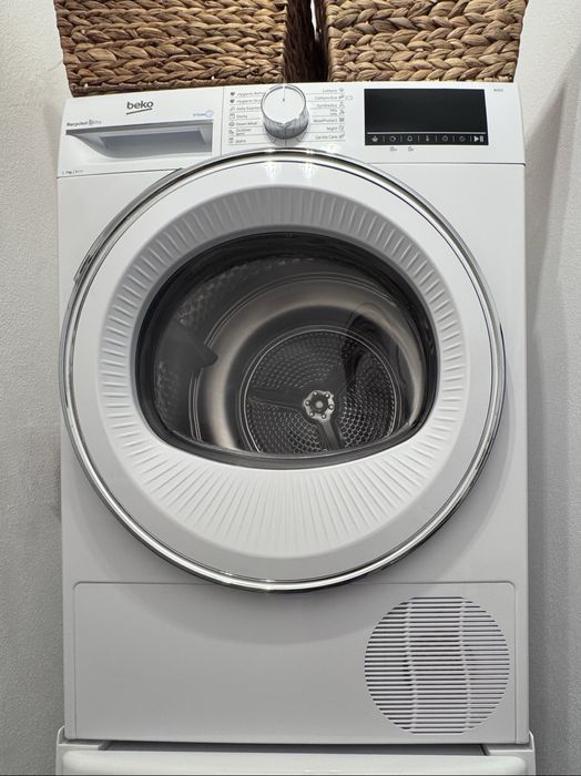 Mașină de spălat rufe + uscator