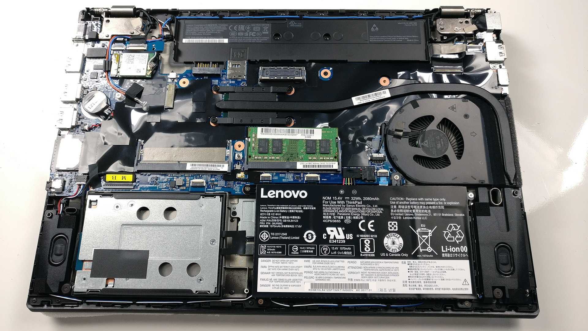 Lenovo t570. Lenovo THINKPAD t570 15.6". Починка ноутбука леново. THINKPAD t570 материнская плата.
