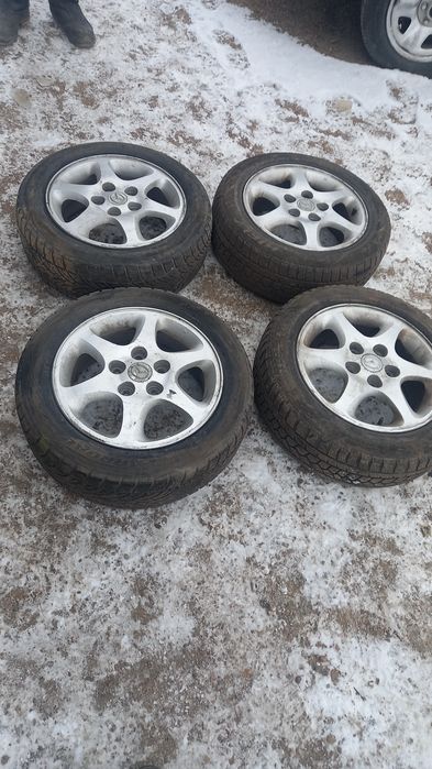 Шины с дисками..