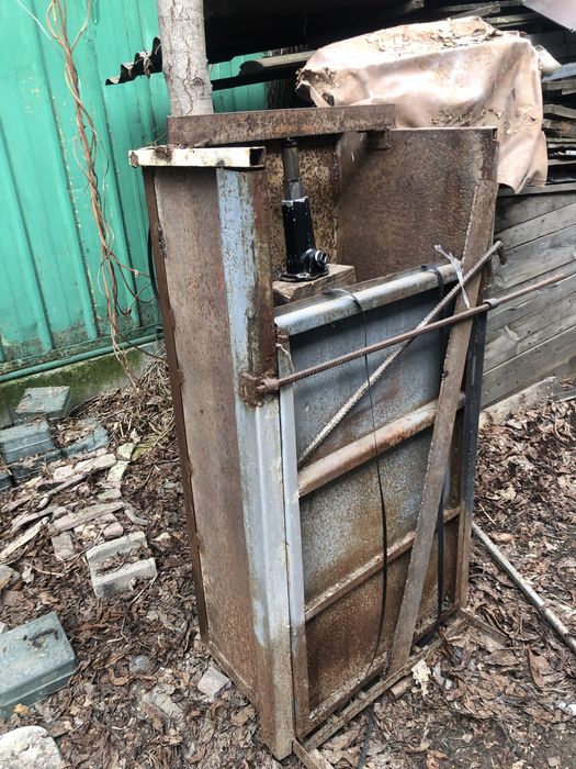 Пресс для  стреч пленки