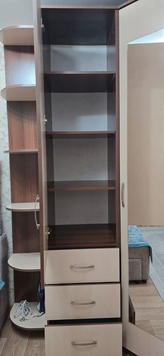 Продам шкаф в идеальном состоянии