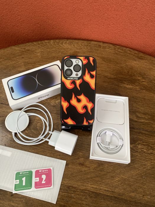 Iphone 14 pro 128 gb silver сребърен + MagSafe зарядно