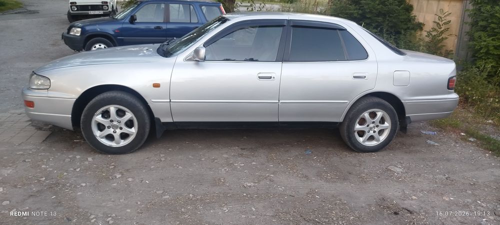 Продам Камри 10  срочно