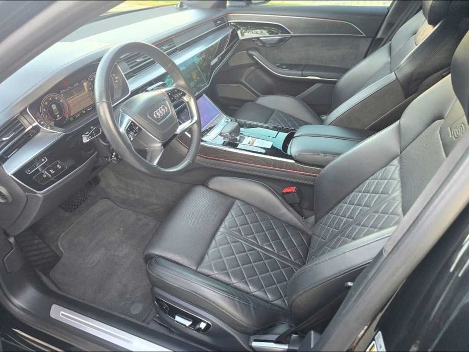 Audi A8 L 55 tfsi 2019