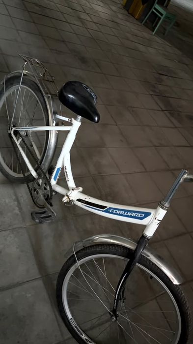 Белый велосипед Forward