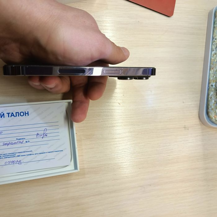 Продам айфон 14 про 256