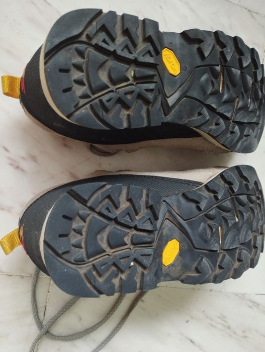 Туристически обувки GARMONT N38