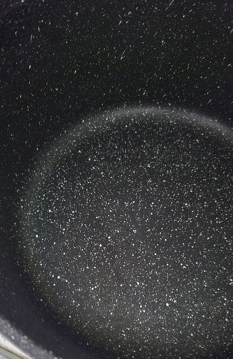 Продам б/у кухонную посуду