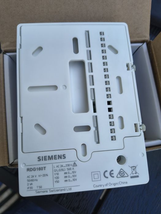 Termostat Siemens RDG 160T