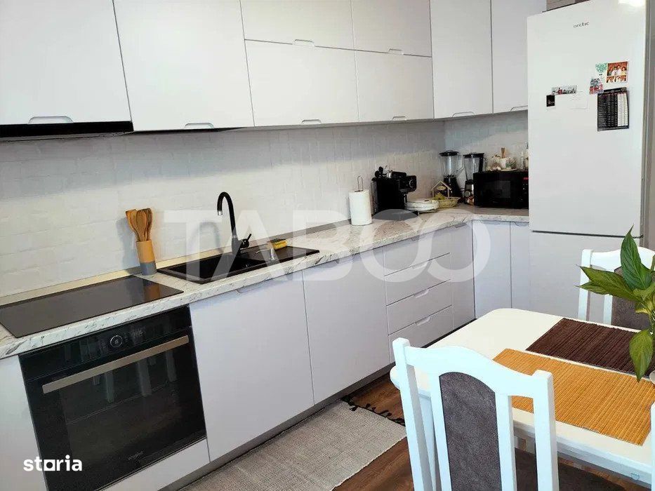 Apartament etaj 2 cu 50 mpu parcare balcon 6 mp zona Brana