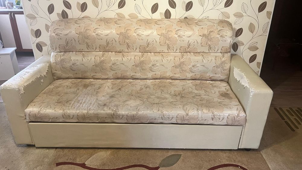 Диван и 2 кресла