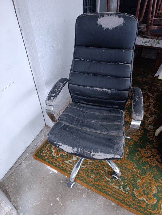 Продам кресло в хорошем состоянии