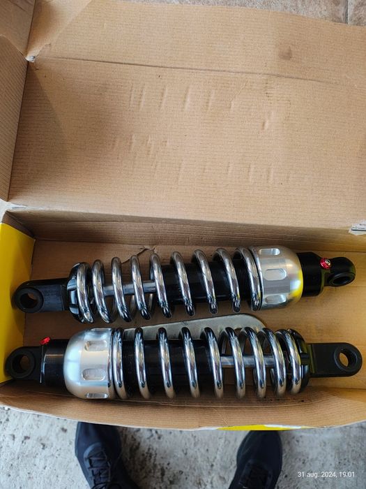 Vand amortizoare atv ,scuter moto